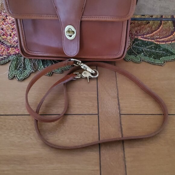 Coach Vintage Station Bag in British Tan + Hangtag and Strap 5130 - Picture 9 of 10